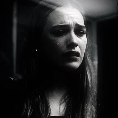 LOVE QUINN